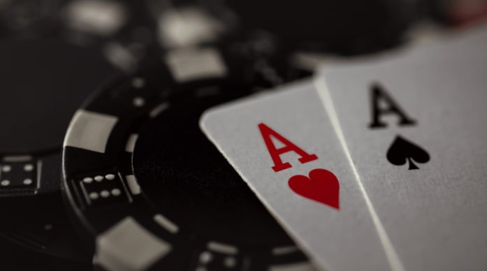 bungaqq aplikasi tampilan permainan slot dan live casino di layar smartphone Android